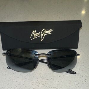 Maui Jim Dark Lens Sunglasses